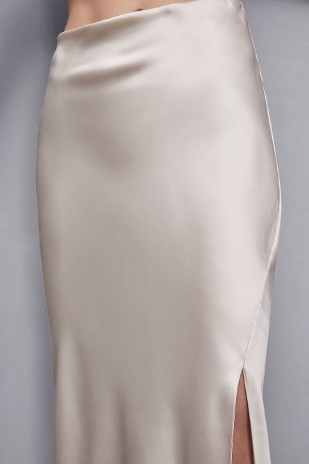 Long satin skirt with slit, Beige, Patrizia Pepe