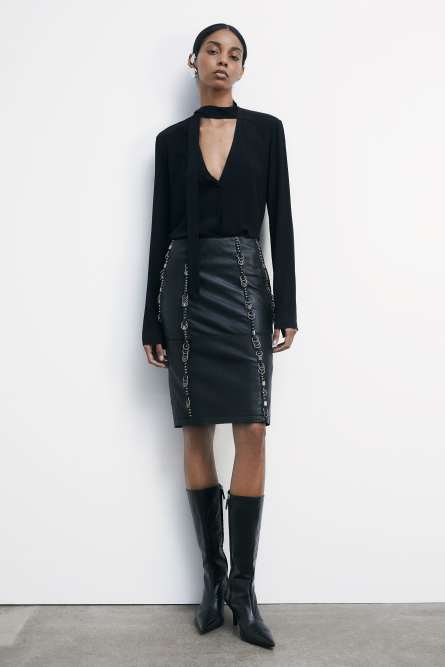 &quot;ESSENTIAL&quot; viscose blouse with sash, Black, Patrizia Pepe