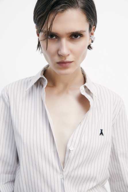 Chemise rayée en popeline avec logo, Beige, Patrizia Pepe