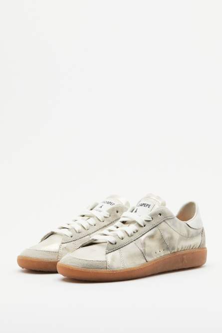 SKIN Sneakers &apos;93 in laminated nappa leather, Gold, Patrizia Pepe