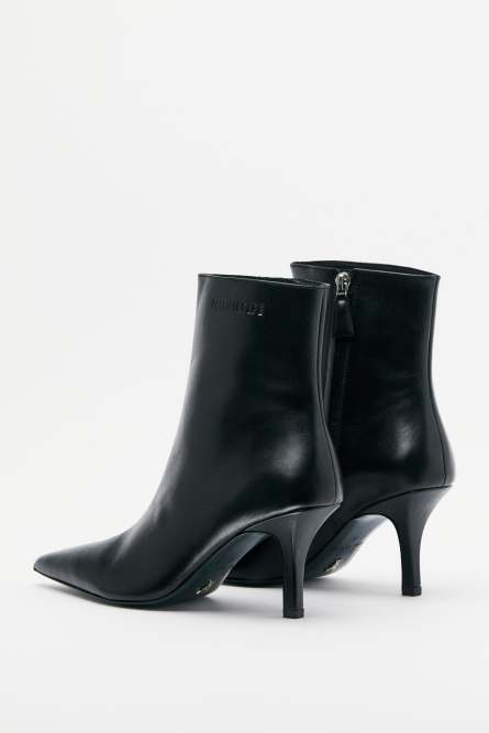Minimal Shape ankle boots in leather, Black, Patrizia Pepe