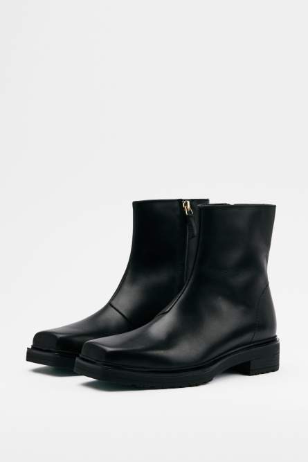りーちょ　 CHELSEA ANKLE BOOTS WITH NEOPRENE EFFECT - Black | ZARA