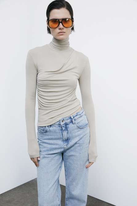 High-neck top with draping | Beige | Patrizia Pepe