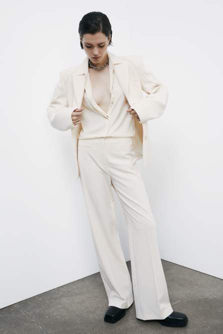 &quot;ESSENTIAL&quot; fluid viscose shirt, White, Patrizia Pepe