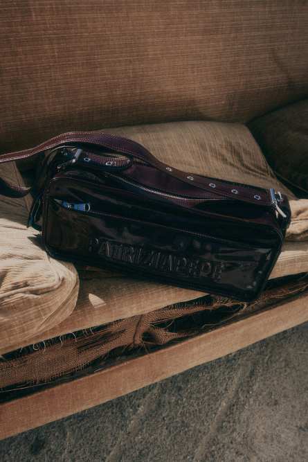 Borsa crossbody (IM)PERFECTION media glossy, Bordeaux, Patrizia Pepe