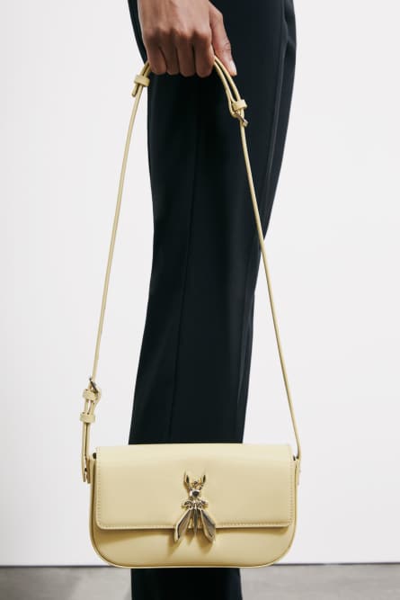 &quot;ESSENTIAL&quot; Fly glossy leather shoulder bag, Yellow, Patrizia Pepe