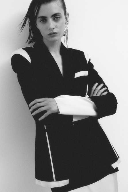 Узкий блейзер блочной расцветки, Черный, Patrizia Pepe