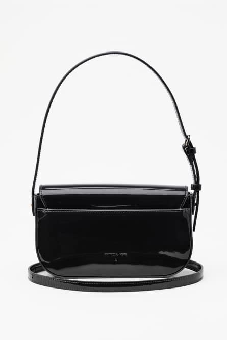 &quot;ESSENTIAL&quot; Fly Schultertasche aus glänzendem Leder, Schwarz, Patrizia Pepe