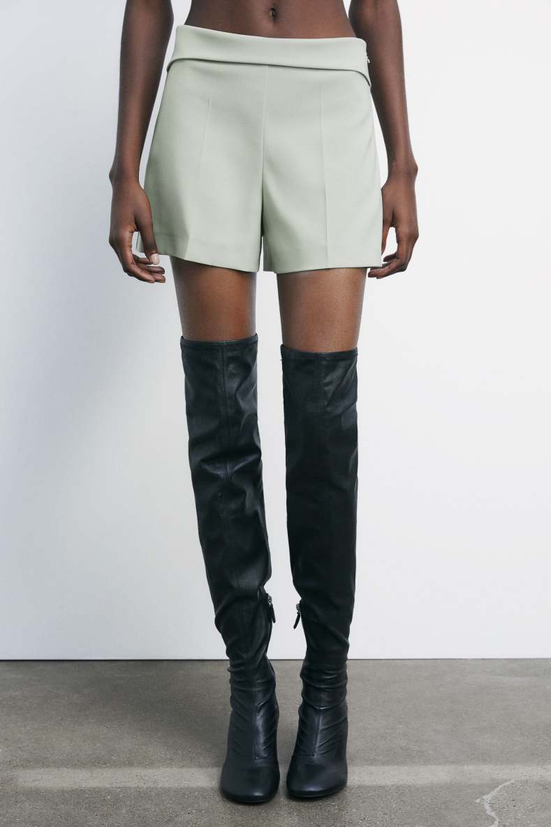 Stretch shorts with regular waist, Green, Patrizia Pepe