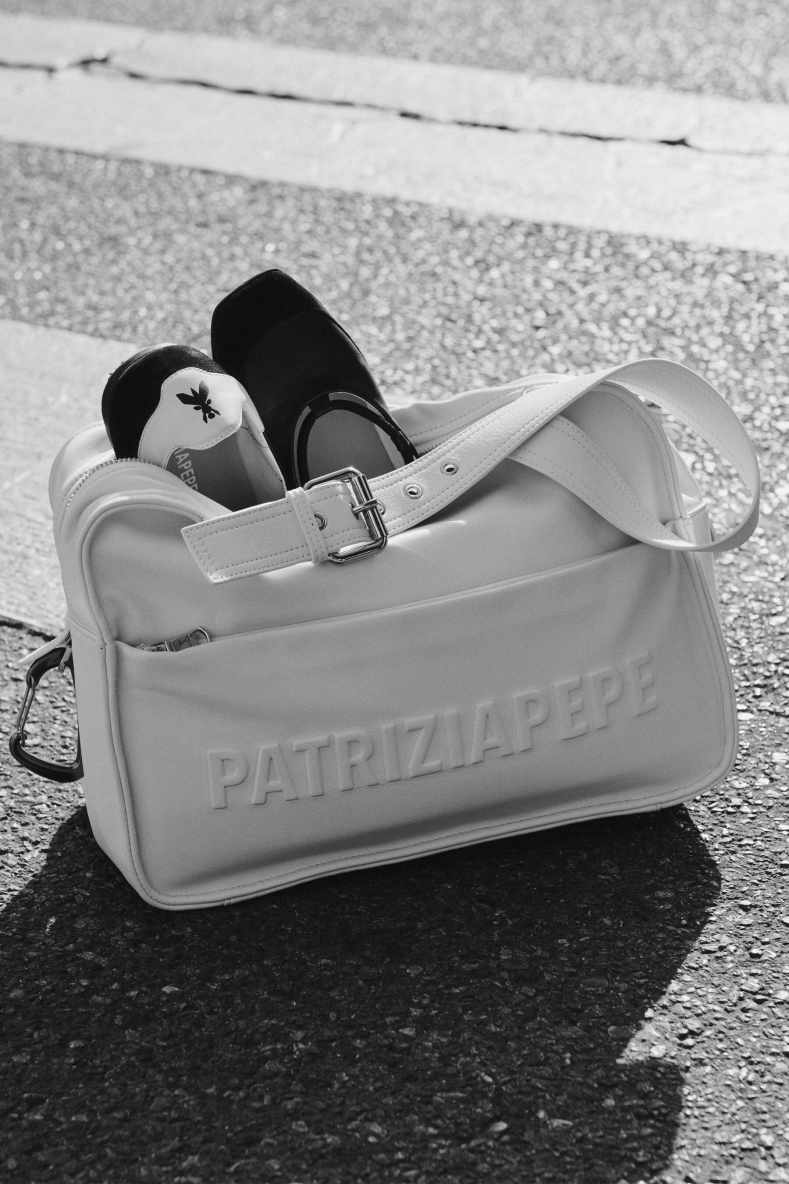 (IM)PERFECTION leather shopping bag, White, Patrizia Pepe