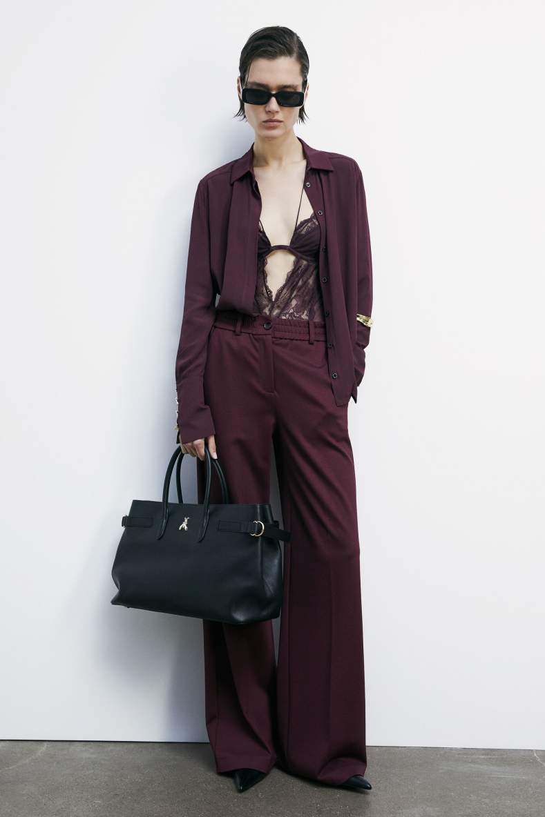 &quot;ESSENTIAL&quot; fluid viscose shirt, Bordeaux, Patrizia Pepe