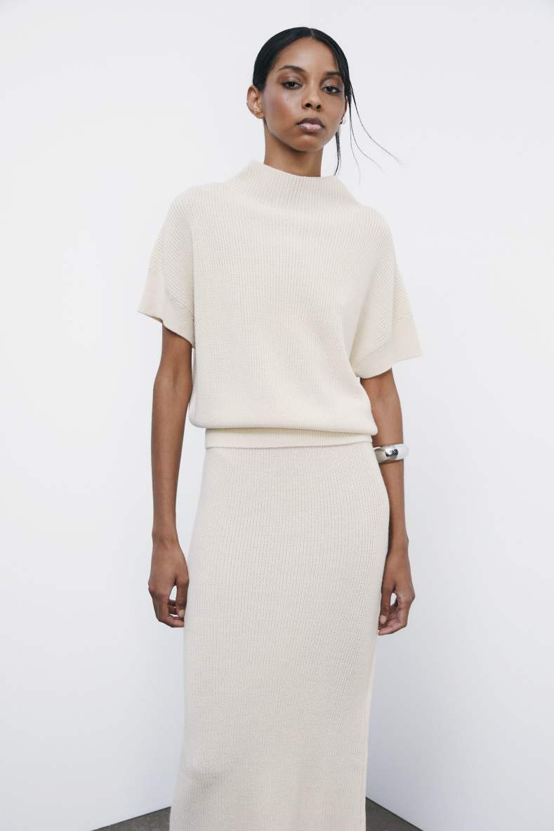 &quot;ESSENTIAL&quot; knit sleeveless top, White, Patrizia Pepe