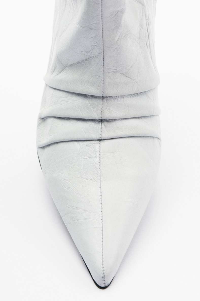 New Minimal Shape leather crinkle boots with heel, White, Patrizia Pepe