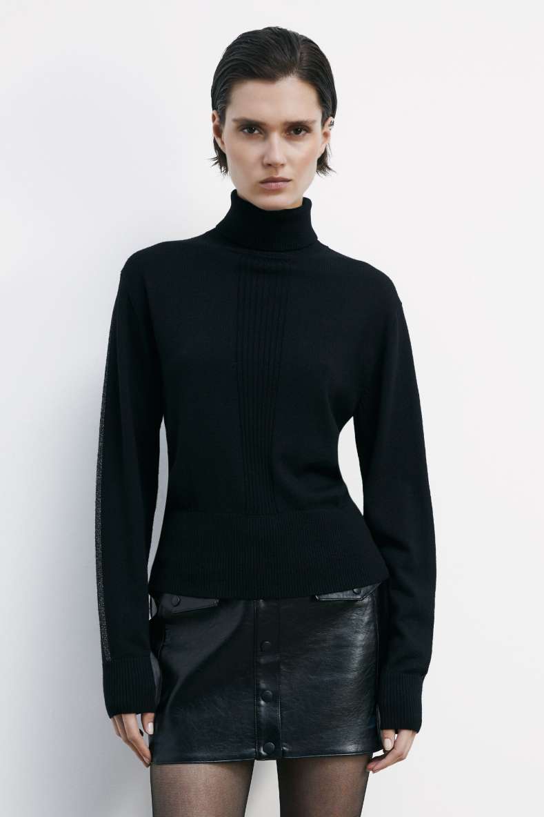 &quot;ESSENTIAL&quot; wool turtleneck sweater, Black, Patrizia Pepe
