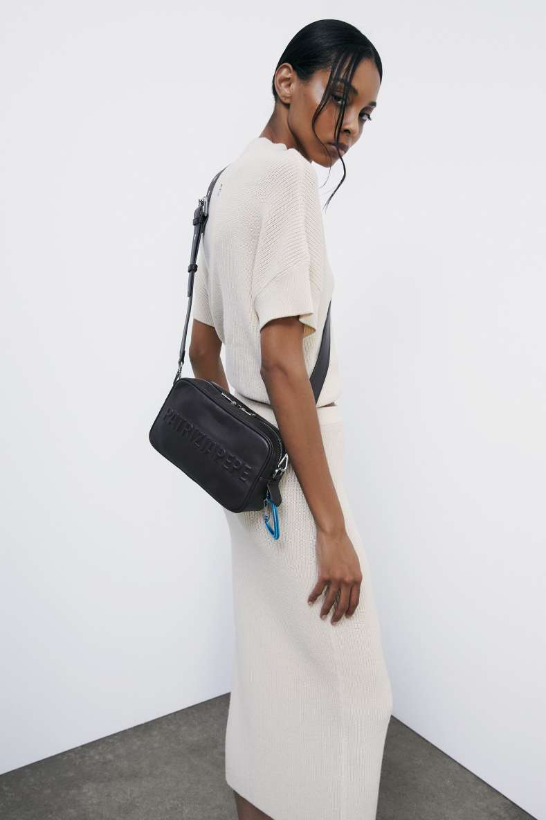 Camera Case (IM)PERFECTION in pelle, Marrone, Patrizia Pepe