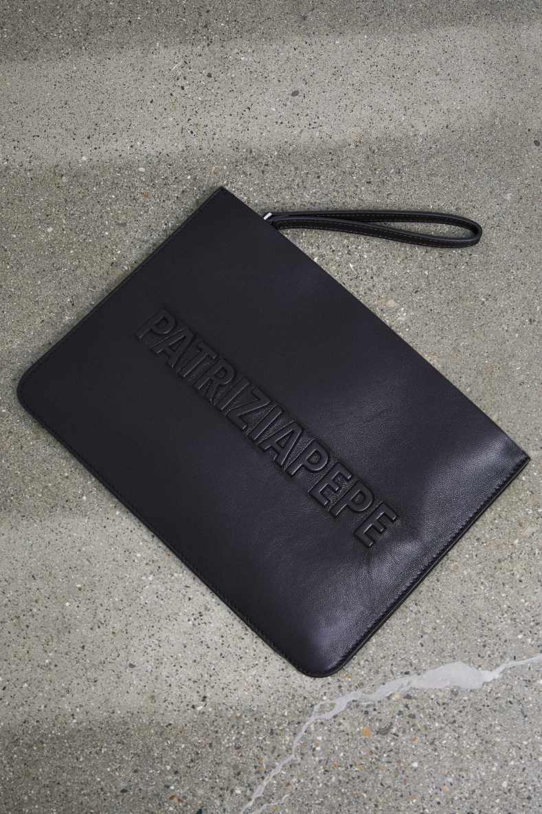 (IM)PERFECTION envelope, Brown, Patrizia Pepe