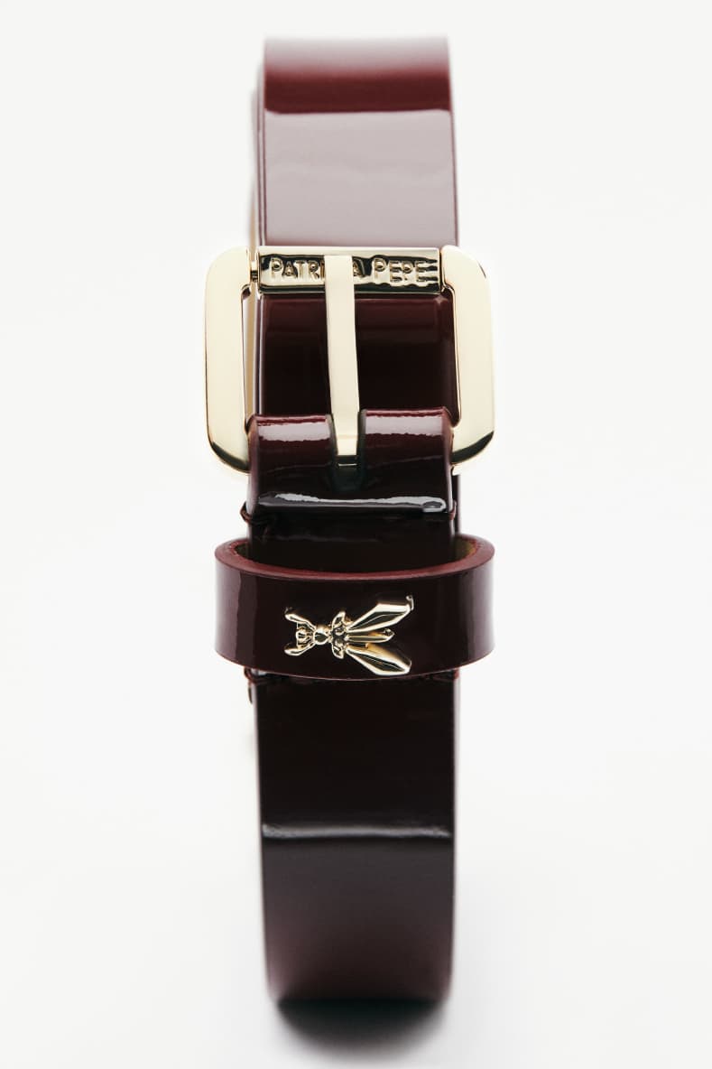 Glänzender Ledergürtel Low Waist, Braun, Patrizia Pepe