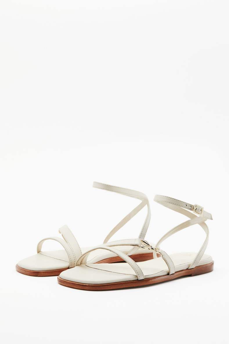 Square Essential Fly flat sandals in nappa leather, White, Patrizia Pepe