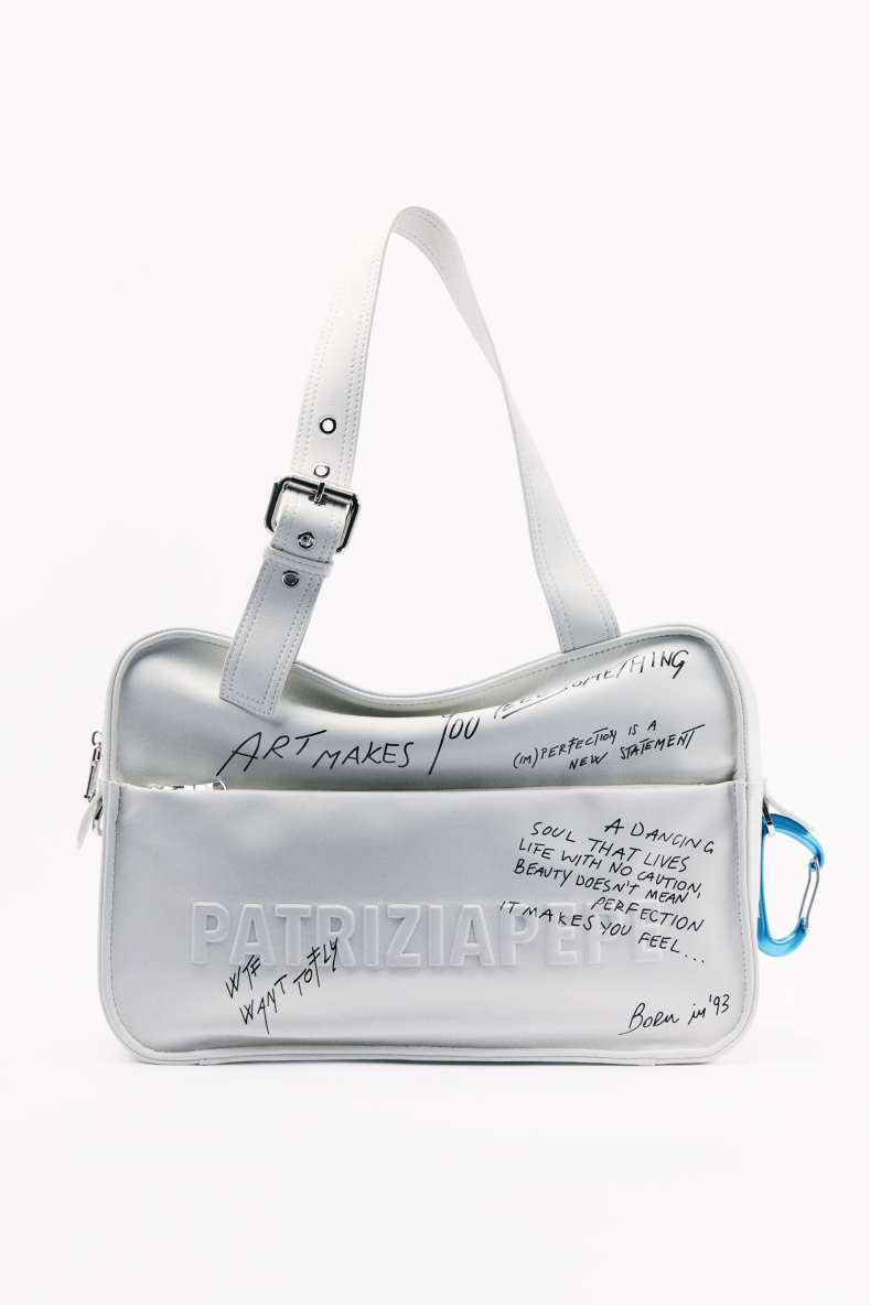 (IM)PERFECTION shopping bag in leather with calligraphic print, White, Patrizia Pepe