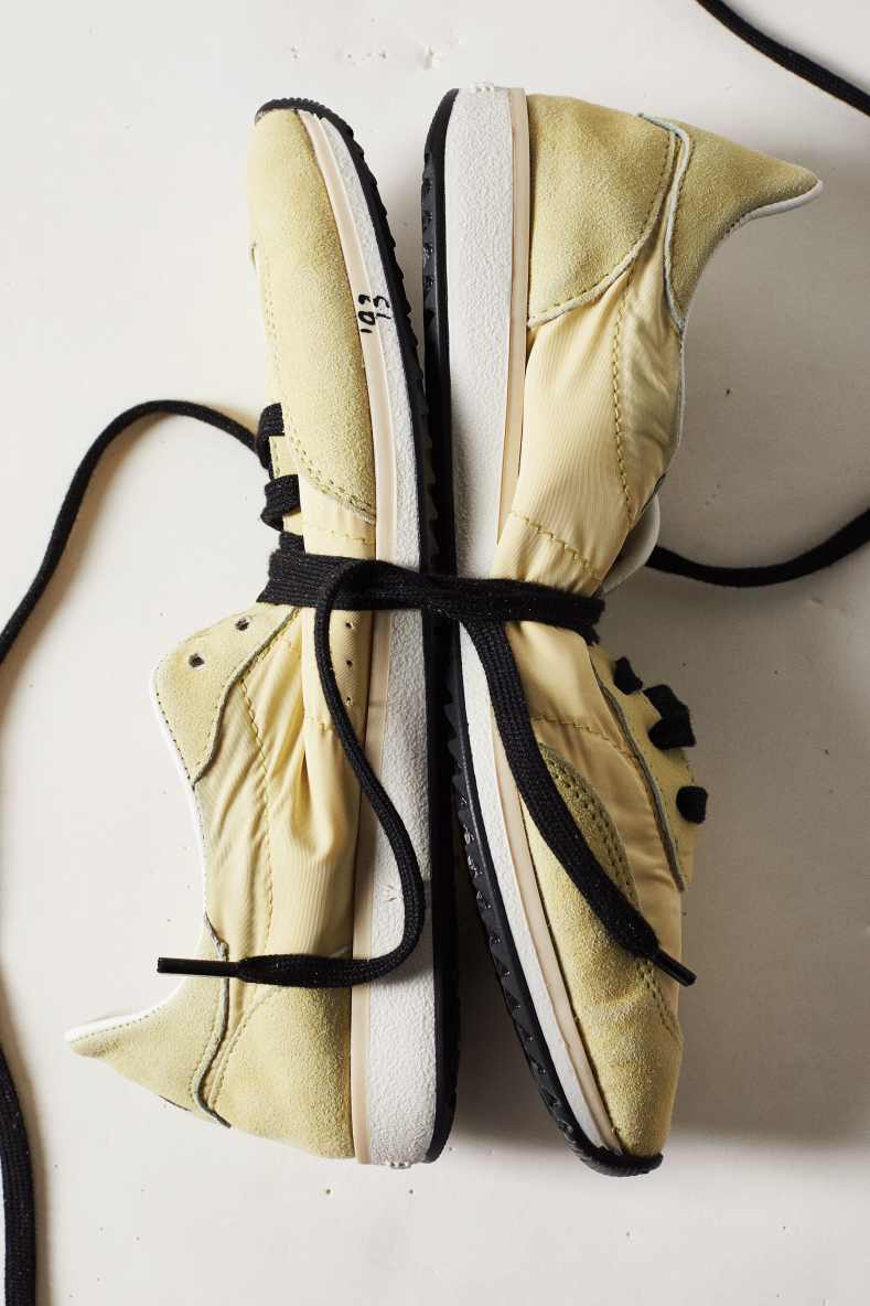 Running SKIN Sneakers '93 из нейлона, Ваниль/Чёрный, Patrizia Pepe