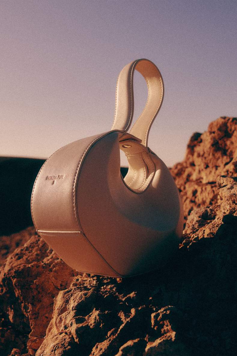 Small Hobo Bangle bag, White, Patrizia Pepe