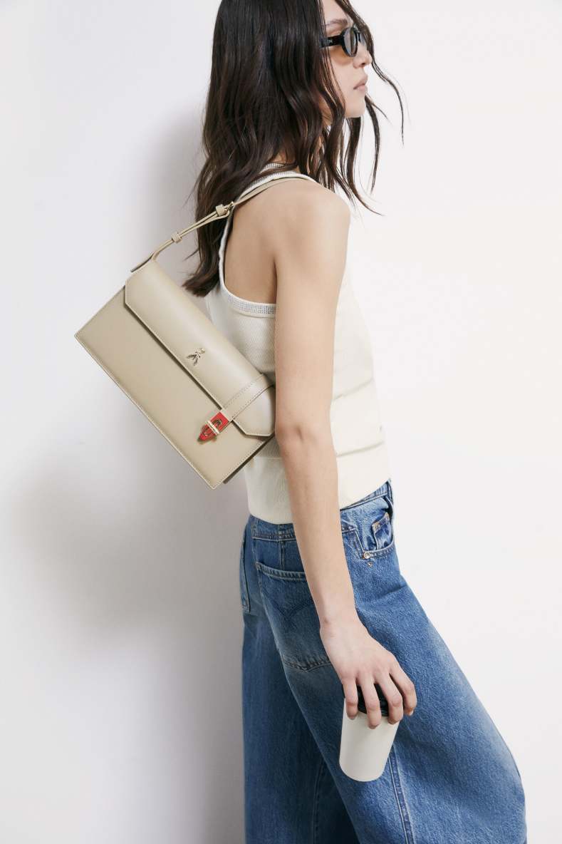 Modern Utility hard horizontal leather bag, Beige, Patrizia Pepe