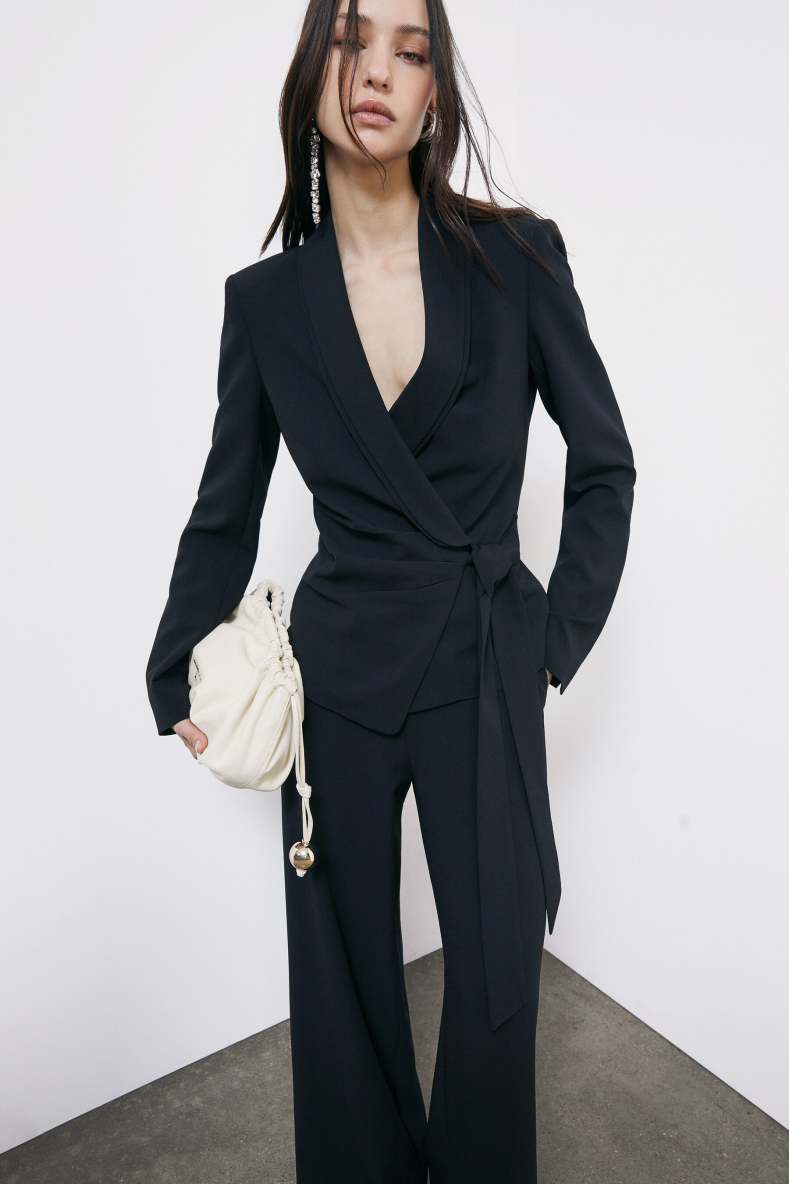 Cr&ecirc;pe blazer with tie belt, Black, Patrizia Pepe