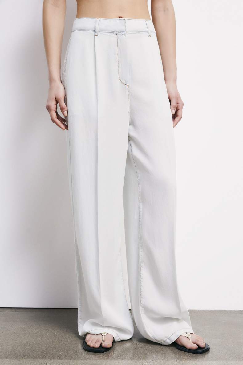 Wide-leg jeans in lightweight denim, White, Patrizia Pepe