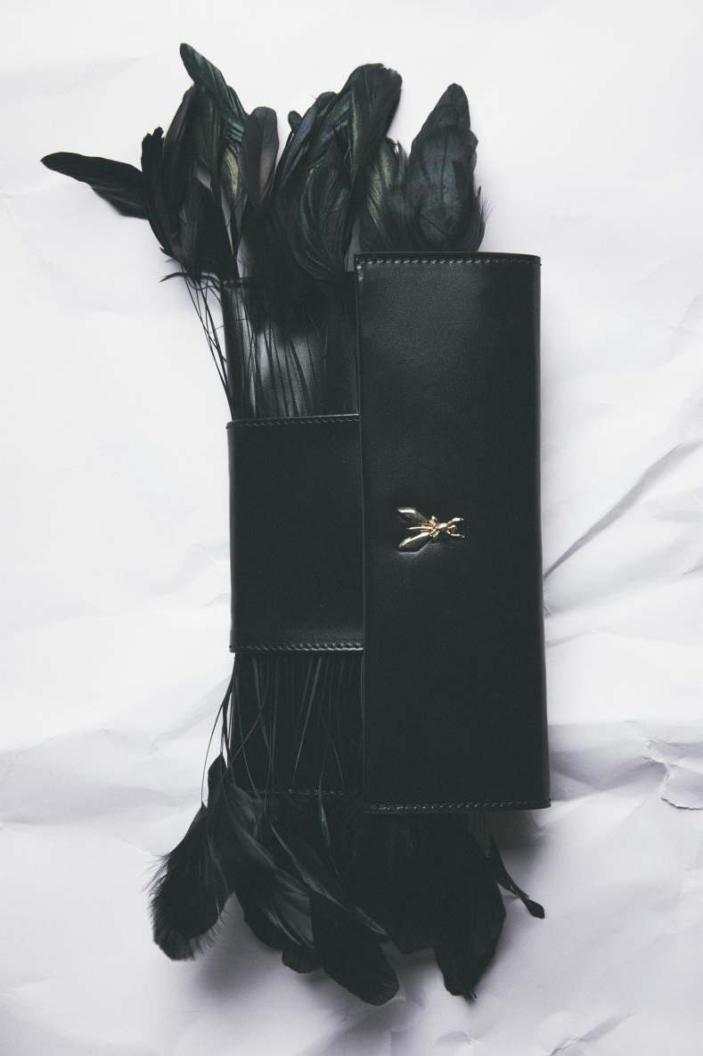 Leather Feather Pochette, Black, Patrizia Pepe