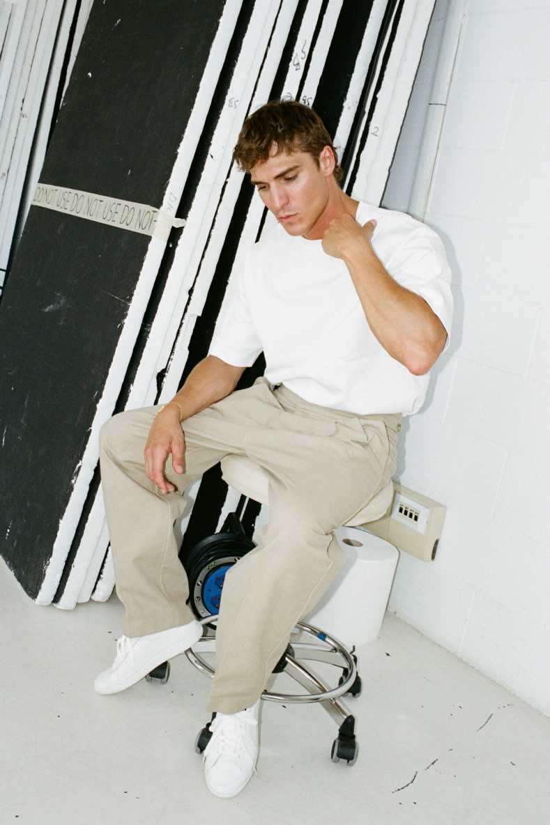 Pantal&oacute;n cargo en algod&oacute;n estructurado, Beige