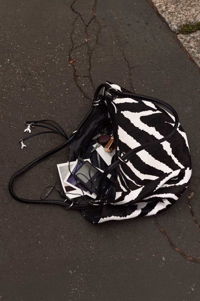 Black Horse zebra print bucket bag, Black/White, Patrizia Pepe