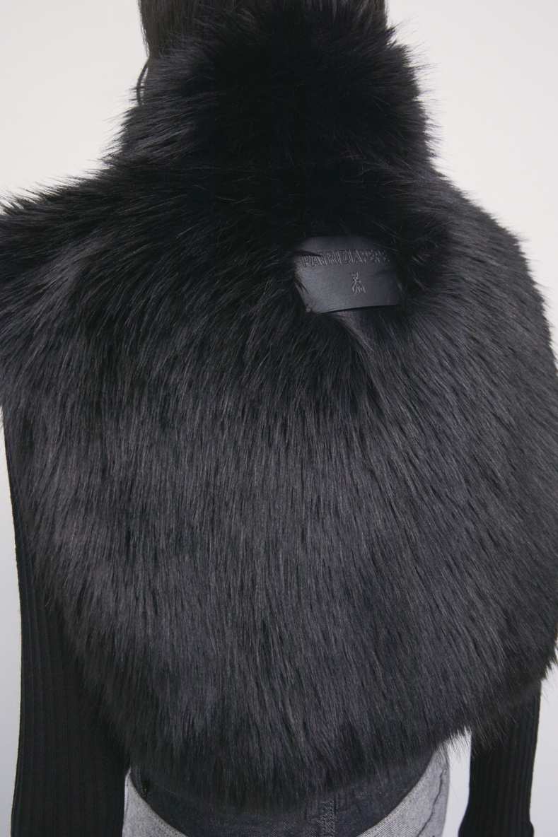 Fluffy high-neck vest, Black, Patrizia Pepe