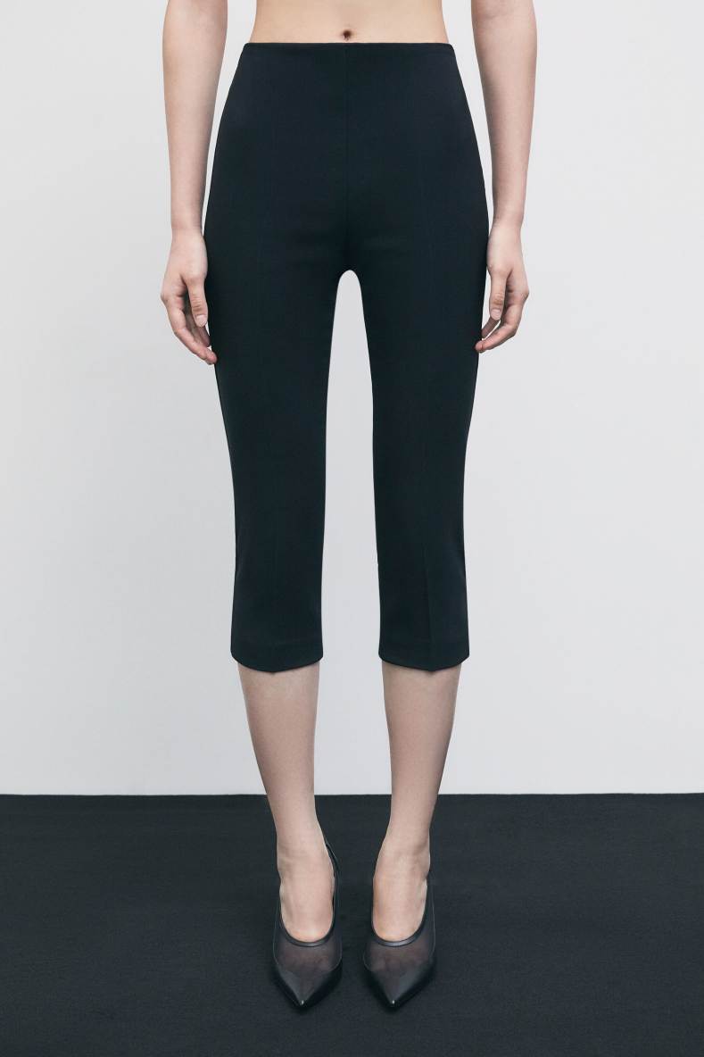 &ldquo;My SKIN Tailoring&rdquo; stretch-cr&ecirc;pe capri trousers, Black, Patrizia Pepe