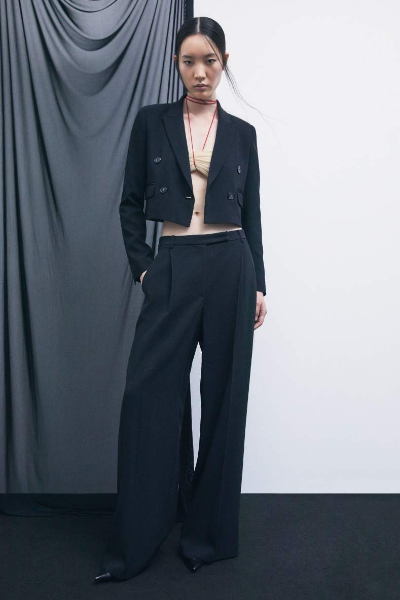 &ldquo;My SKIN Tailoring&rdquo; pleated wide-leg trousers in stretch cr&ecirc;pe, Black, Patrizia Pepe