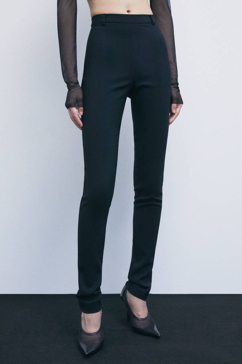 &ldquo;My SKIN Tailoring&rdquo; slim-fit trousers in stretch cr&ecirc;pe, Black, Patrizia Pepe