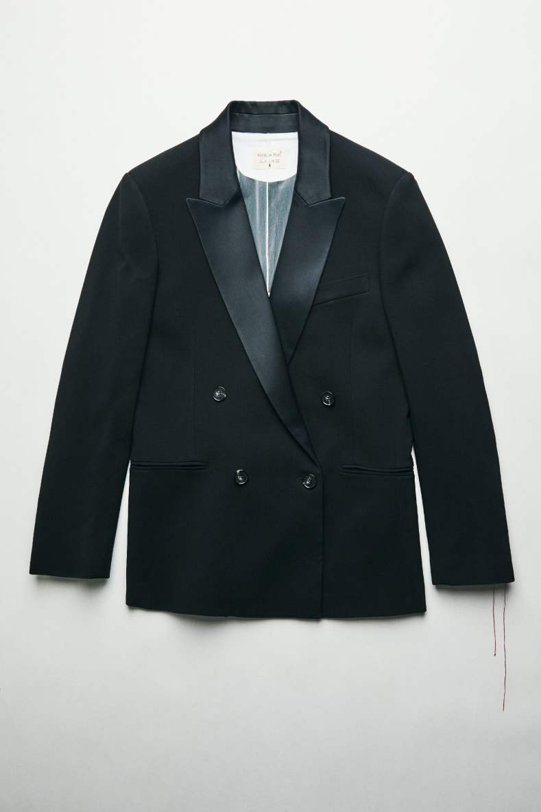 &ldquo;My SKIN Tailoring&rdquo; oversized double-breasted blazer with satin lapels, Black, Patrizia Pepe