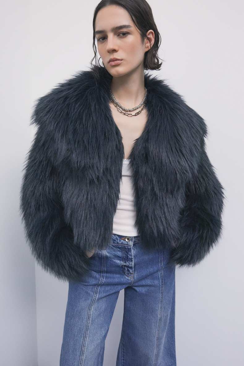 Kurze Oversize-Jacke aus flauschigem Material, Blau, Patrizia Pepe