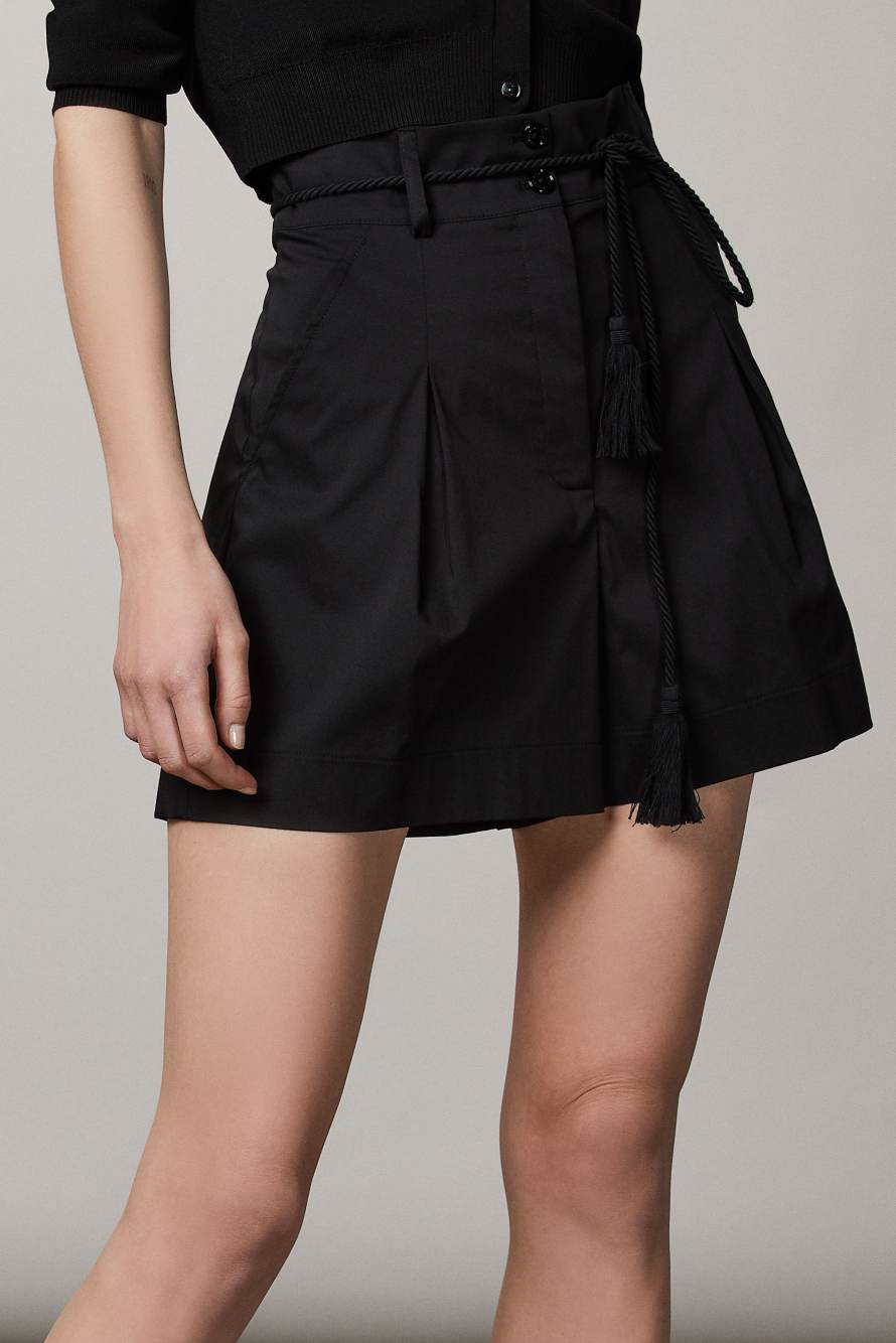 Shorts ESSENTIAL in cotone stretch, Nero, Patrizia Pepe