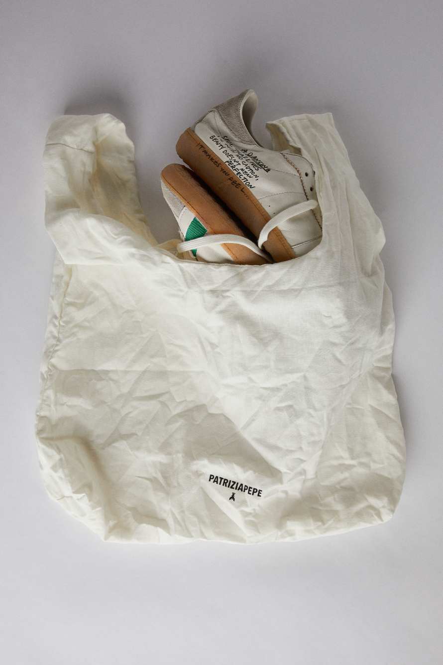 SKIN Sneakers in leather with lettering, White/Green, Patrizia Pepe