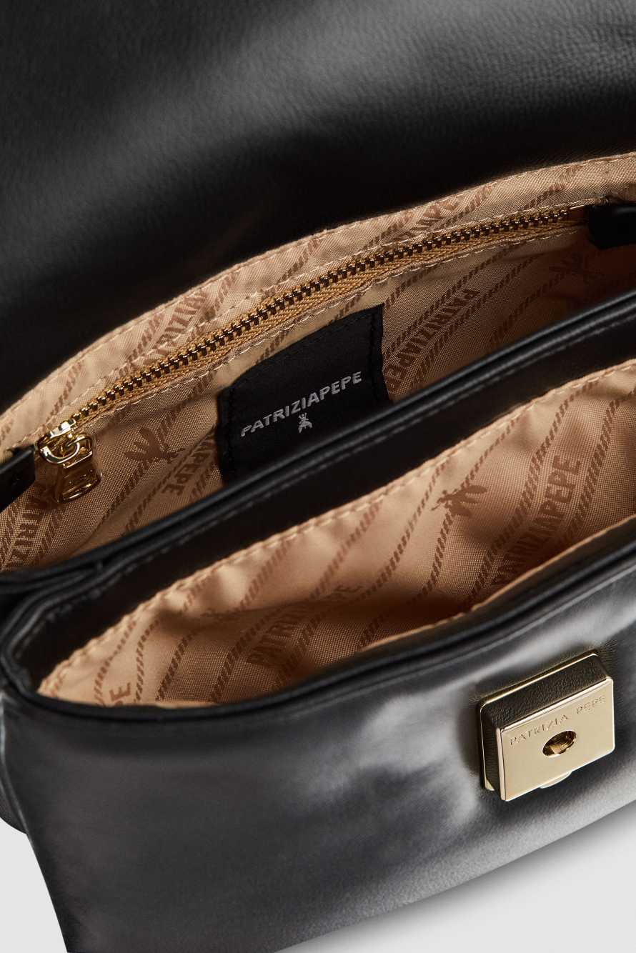 Ультрамягкая кожаная сумка на ремне, Черный, Patrizia Pepe