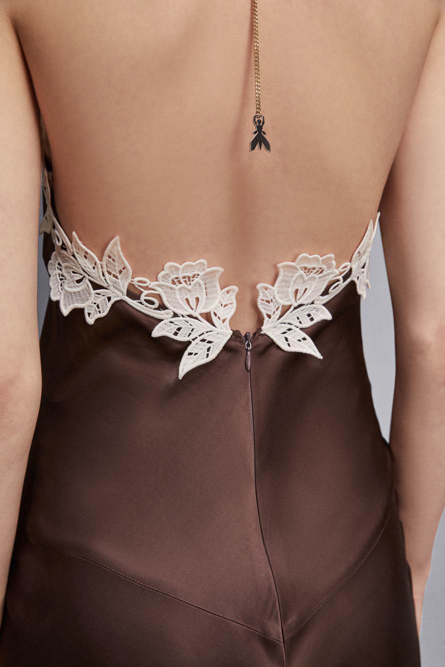 Langes Kleid mit R&uuml;ckenausschnitt, Braun, Patrizia Pepe