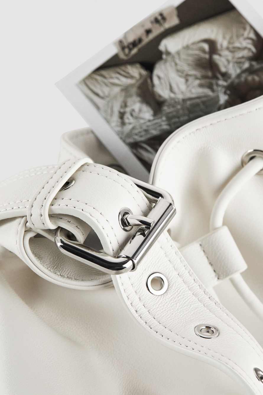 (IM)PERFECTION leather bucket bag medium, White, Patrizia Pepe