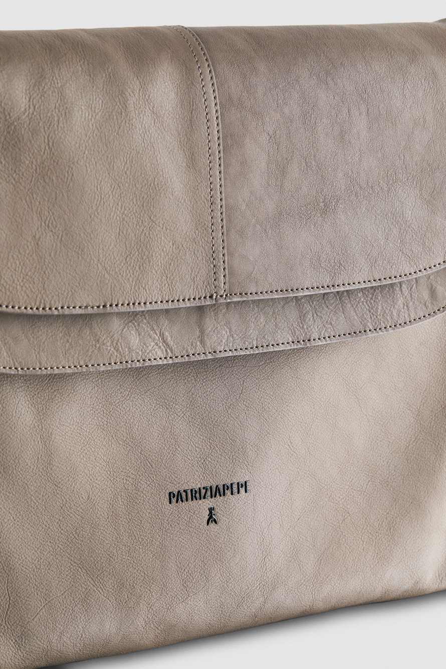 Radical Boho flap leather bag with adjustable strap, Beige, Patrizia Pepe