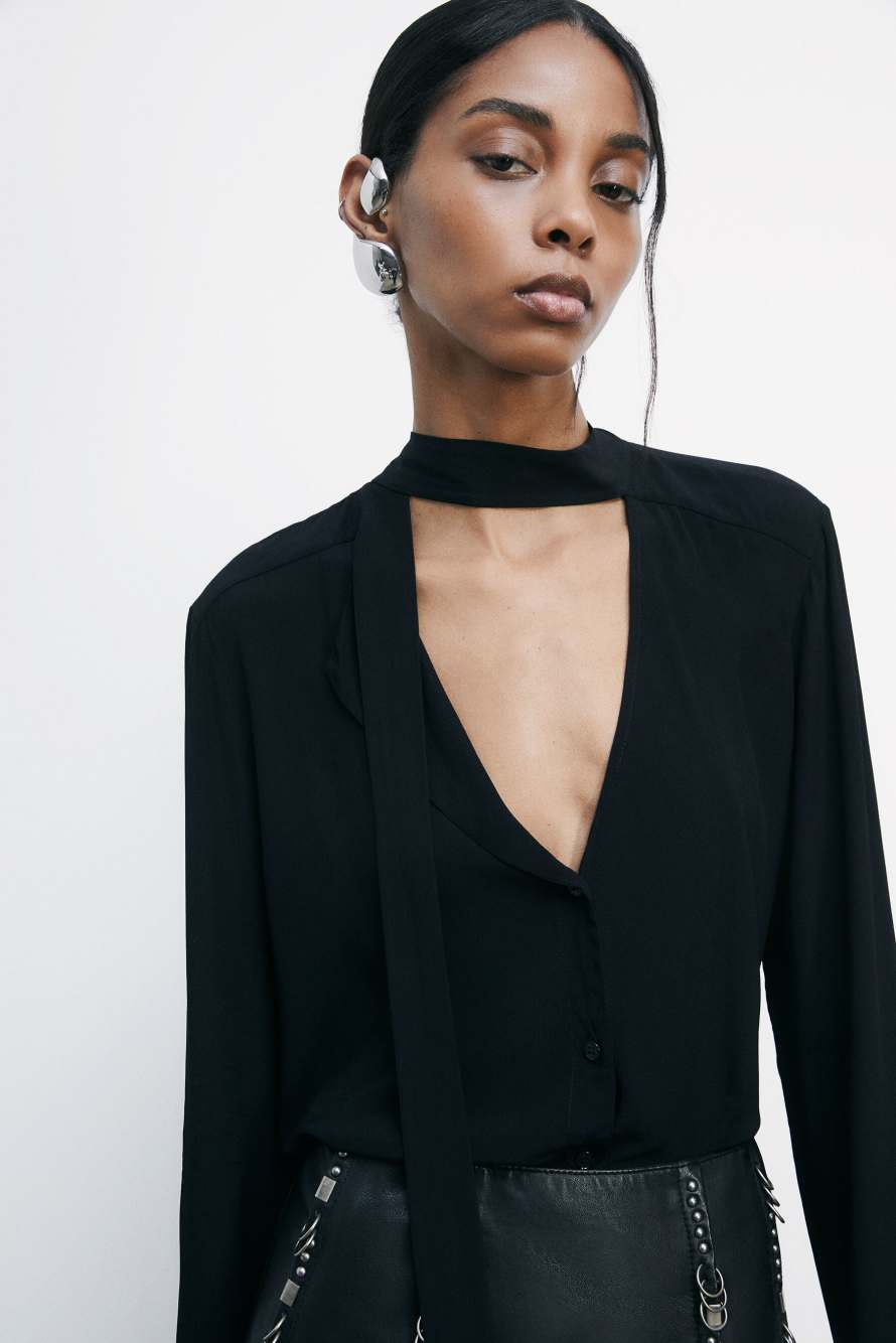 "ESSENTIAL" viscose blouse with sash, Black, Patrizia Pepe