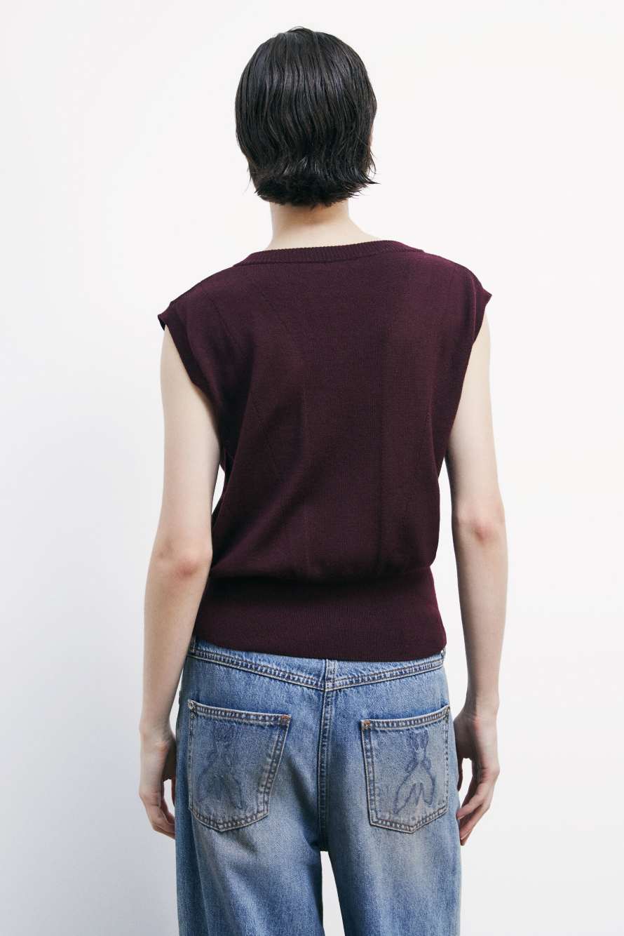 "ESSENTIAL" wool vest with V-neckline, Bordeaux, Patrizia Pepe