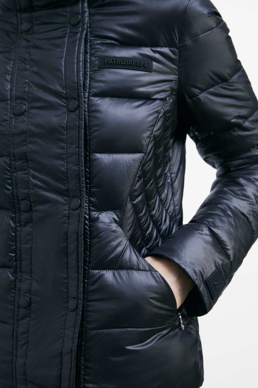 Легкий пуховик из нейлона с высоким воротом, Черный, Patrizia Pepe