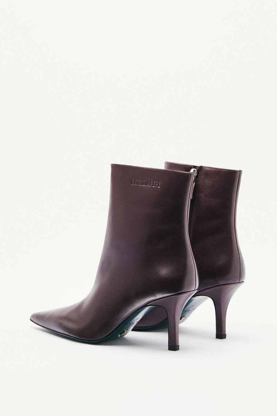 Minimal Shape ankle boots in leather, Bordeaux, Patrizia Pepe