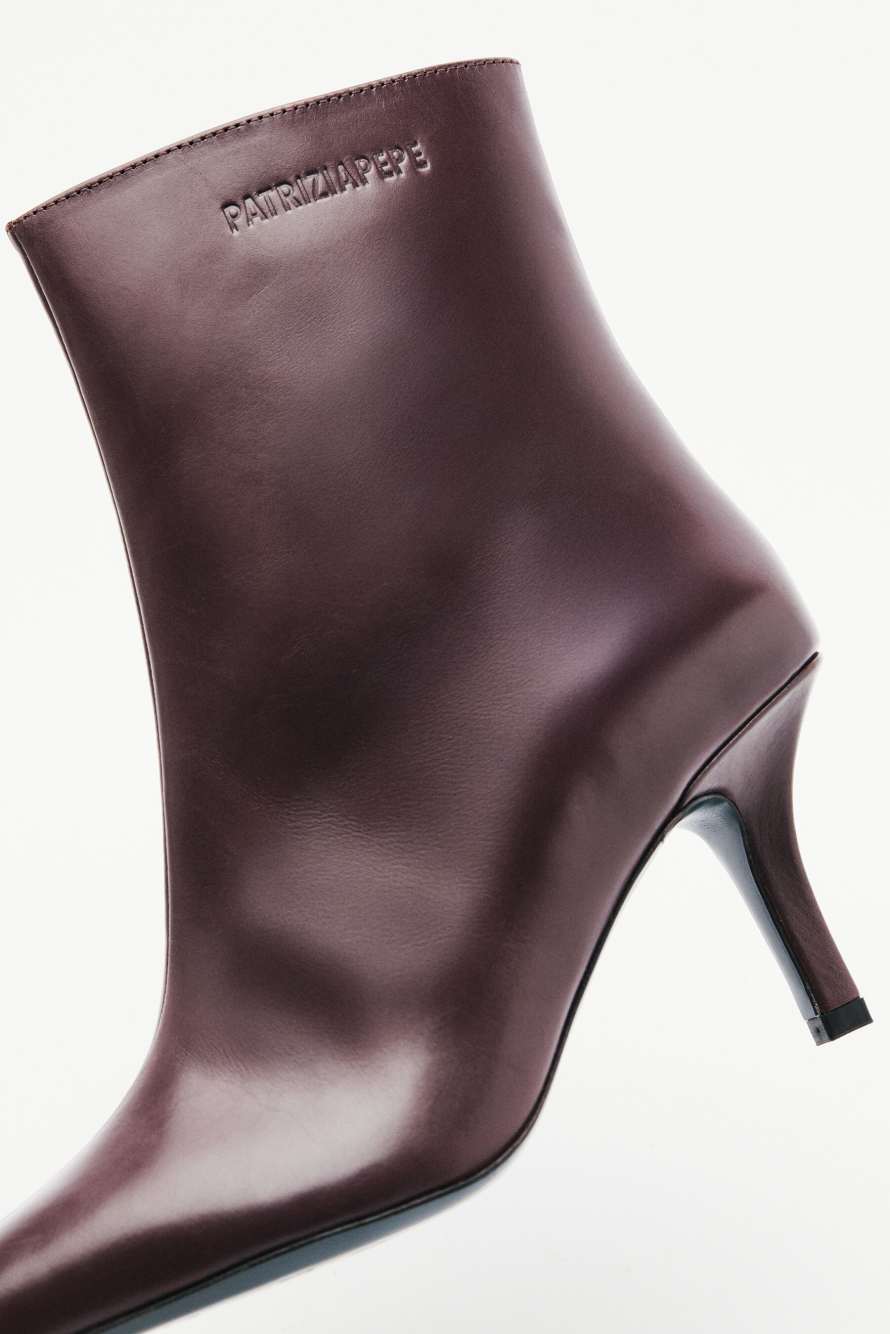 Minimal Shape ankle boots in leather, Bordeaux, Patrizia Pepe
