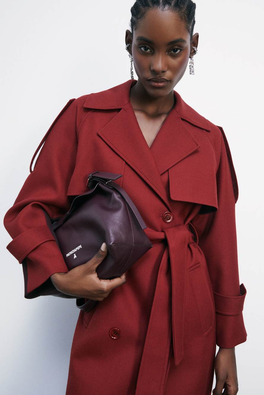 Never Complete leather shoulder bag medium, Bordeaux, Patrizia Pepe