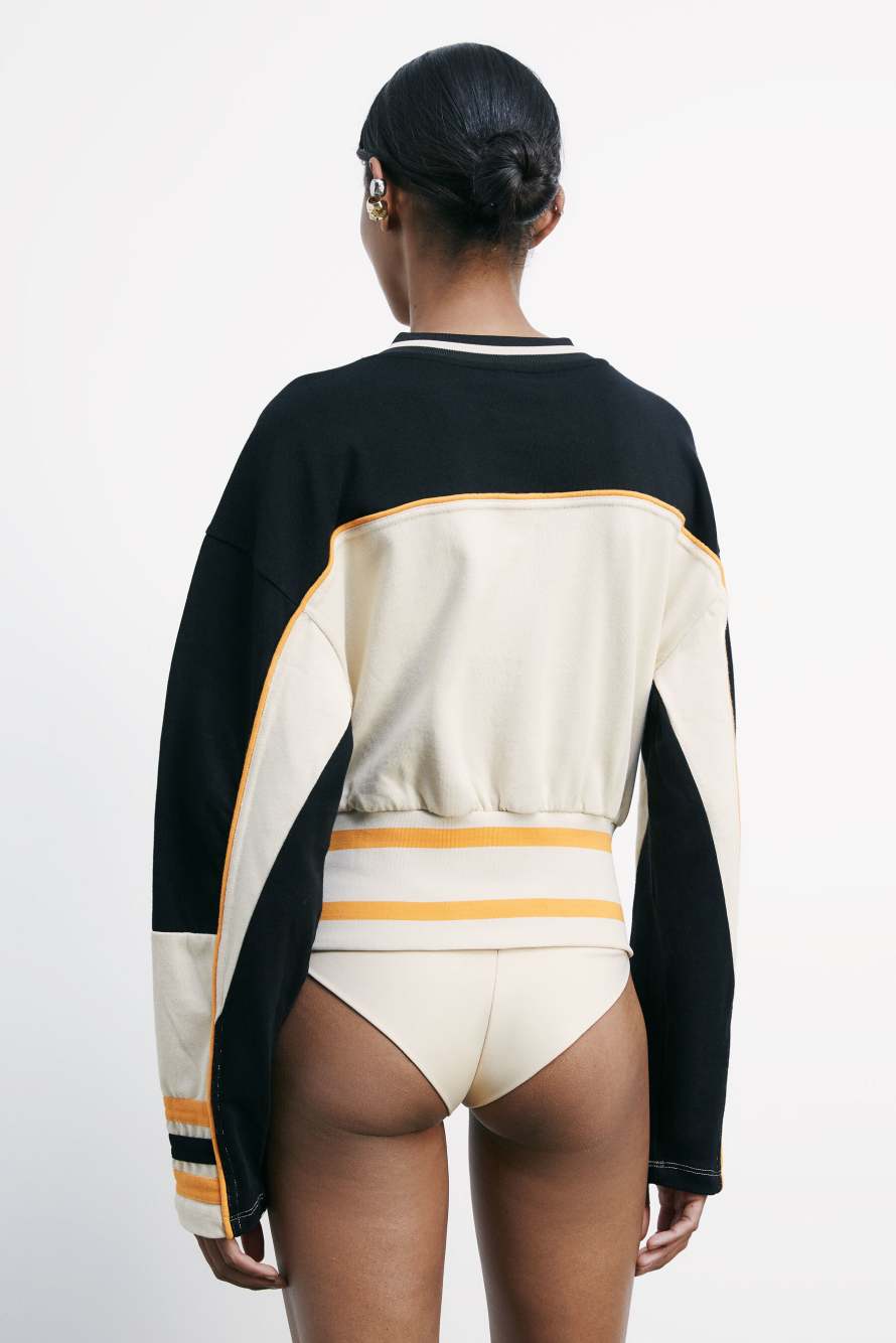 Sudadera body estilo de carreras, blanco / negro / naranja